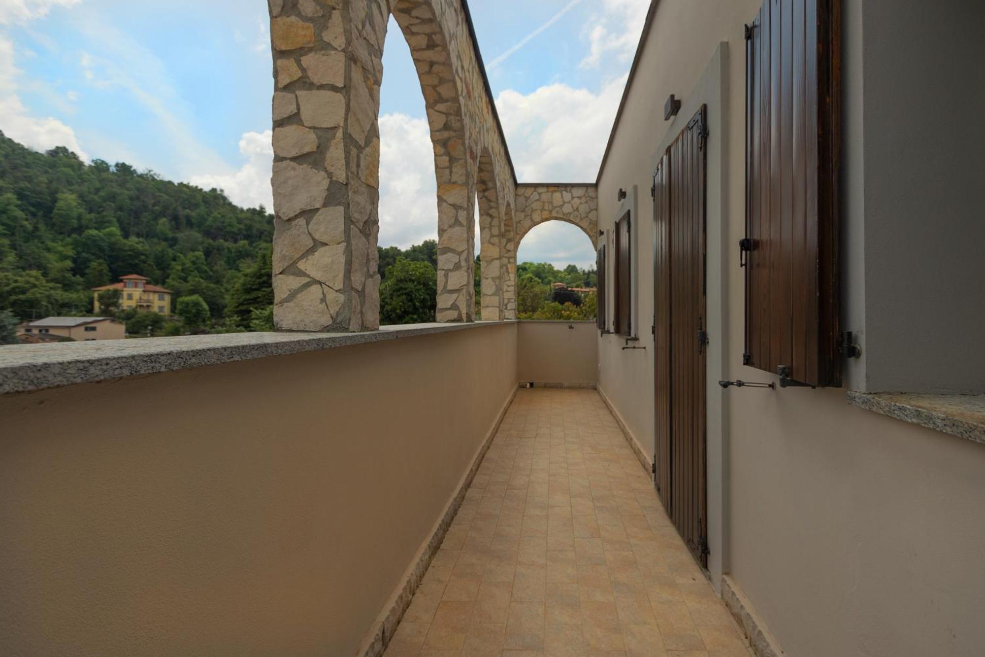 Luce Boutique Hotel Fortunago Εξωτερικό φωτογραφία