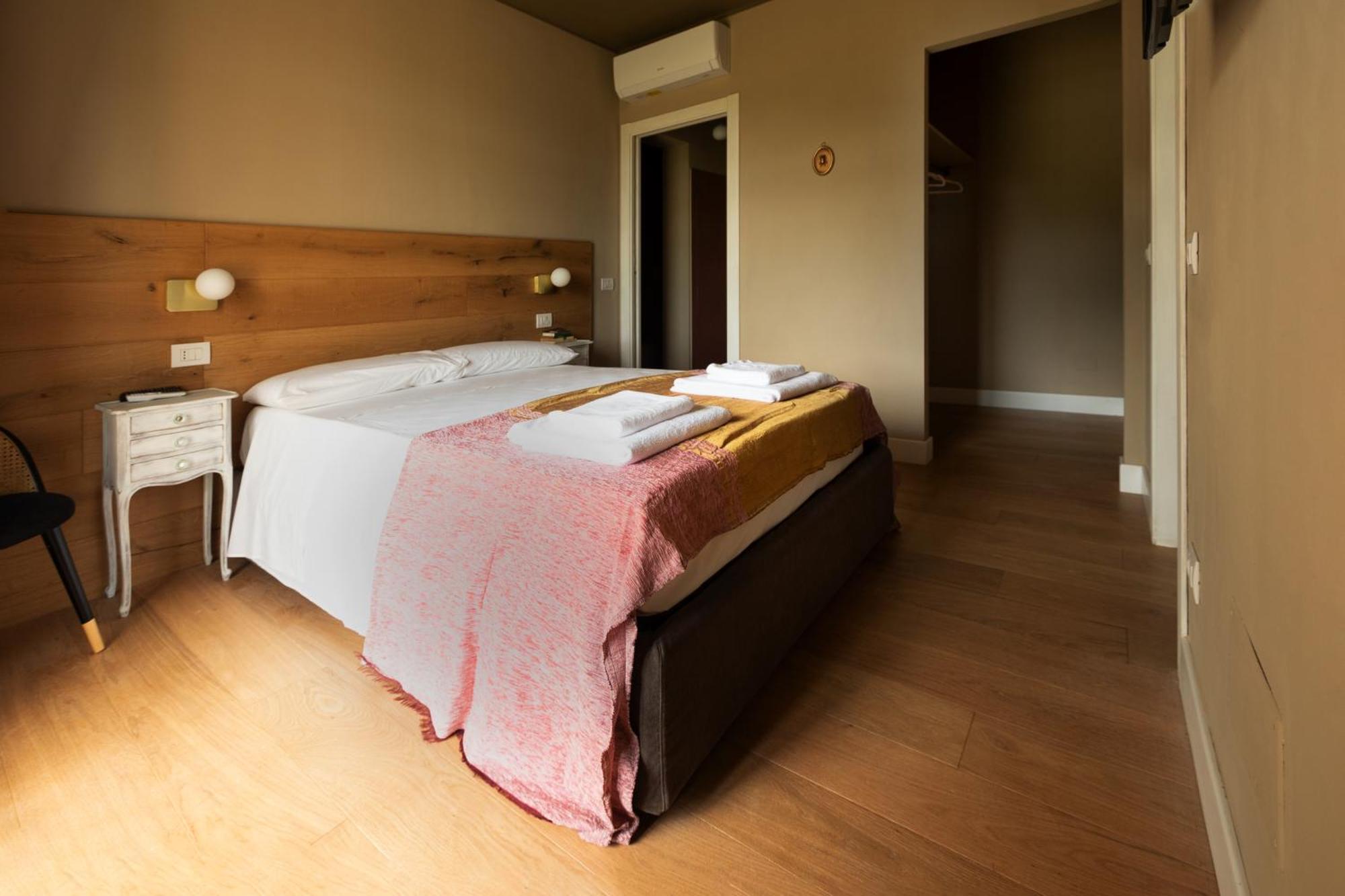 Luce Boutique Hotel Fortunago Εξωτερικό φωτογραφία