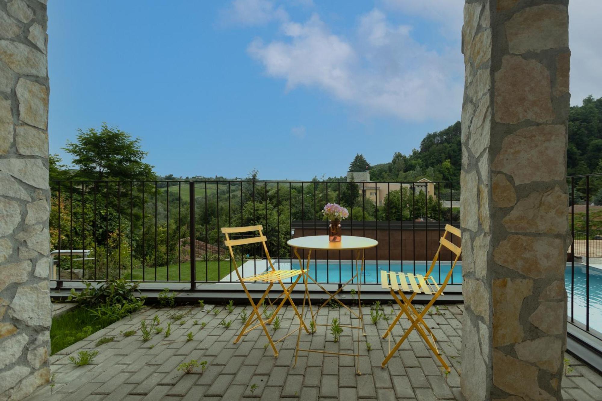Luce Boutique Hotel Fortunago Εξωτερικό φωτογραφία