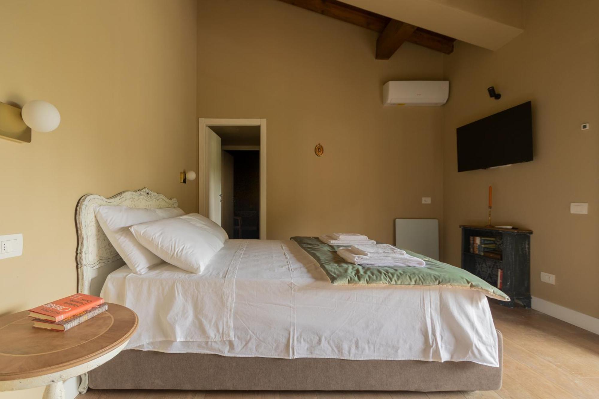 Luce Boutique Hotel Fortunago Εξωτερικό φωτογραφία