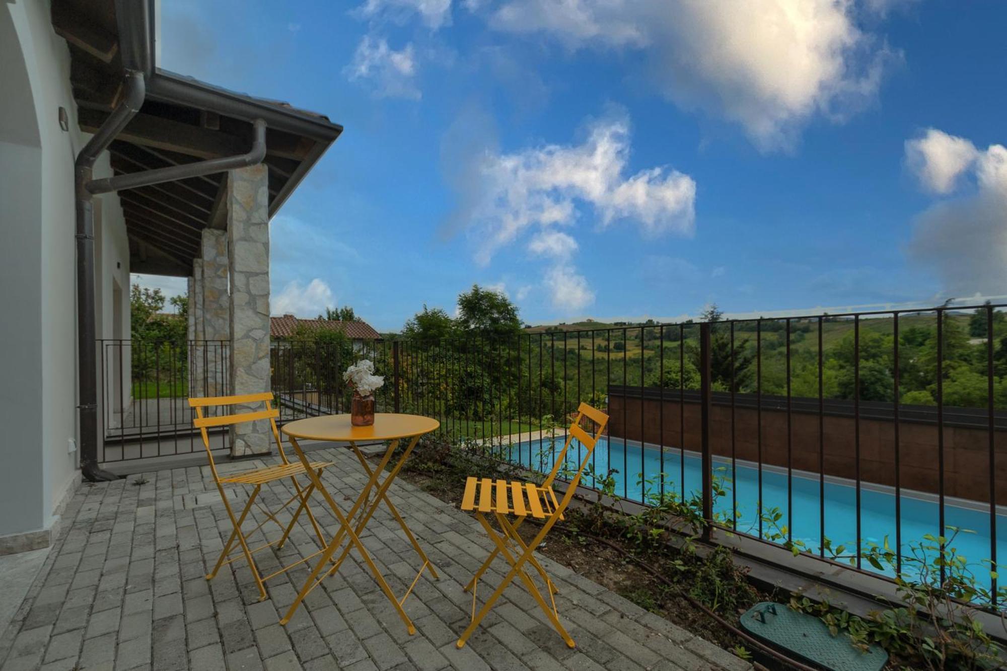 Luce Boutique Hotel Fortunago Εξωτερικό φωτογραφία